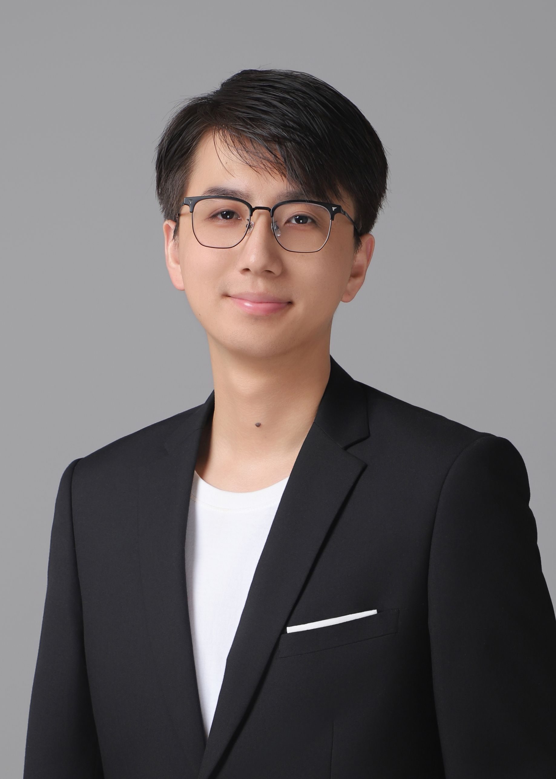 Portrait of Dr. Shu Shi